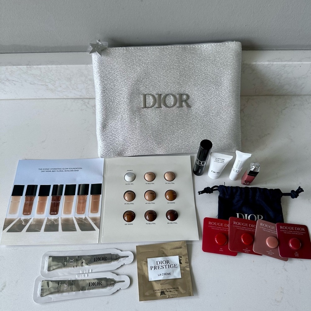 NIB Dior Beauty Travel Set with Cosmetic Pouch - Picture 3 of 8